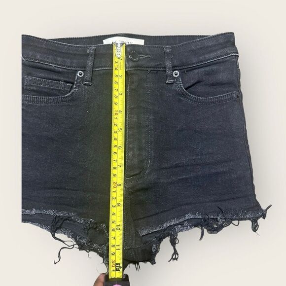 We The Free Denim Shorts Women's 27 High Rise Black Cut Offs Raw Hem Daisy Dukes - Picture 4 of 7